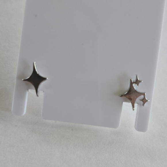🌟 Starshine Earrings - Picture 6 of 8